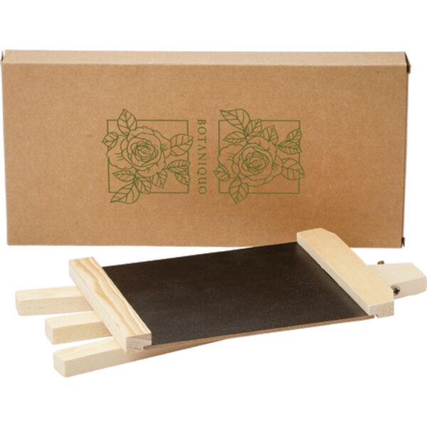 Standing Easel Thumbnail